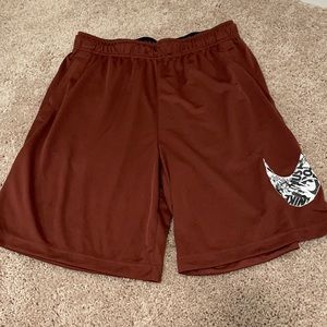 Nike basketball short, large